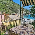 Apartment La Terrazza Sul Mare Monterosso al Mare