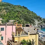 La Terrazza Sul Mare Apartment